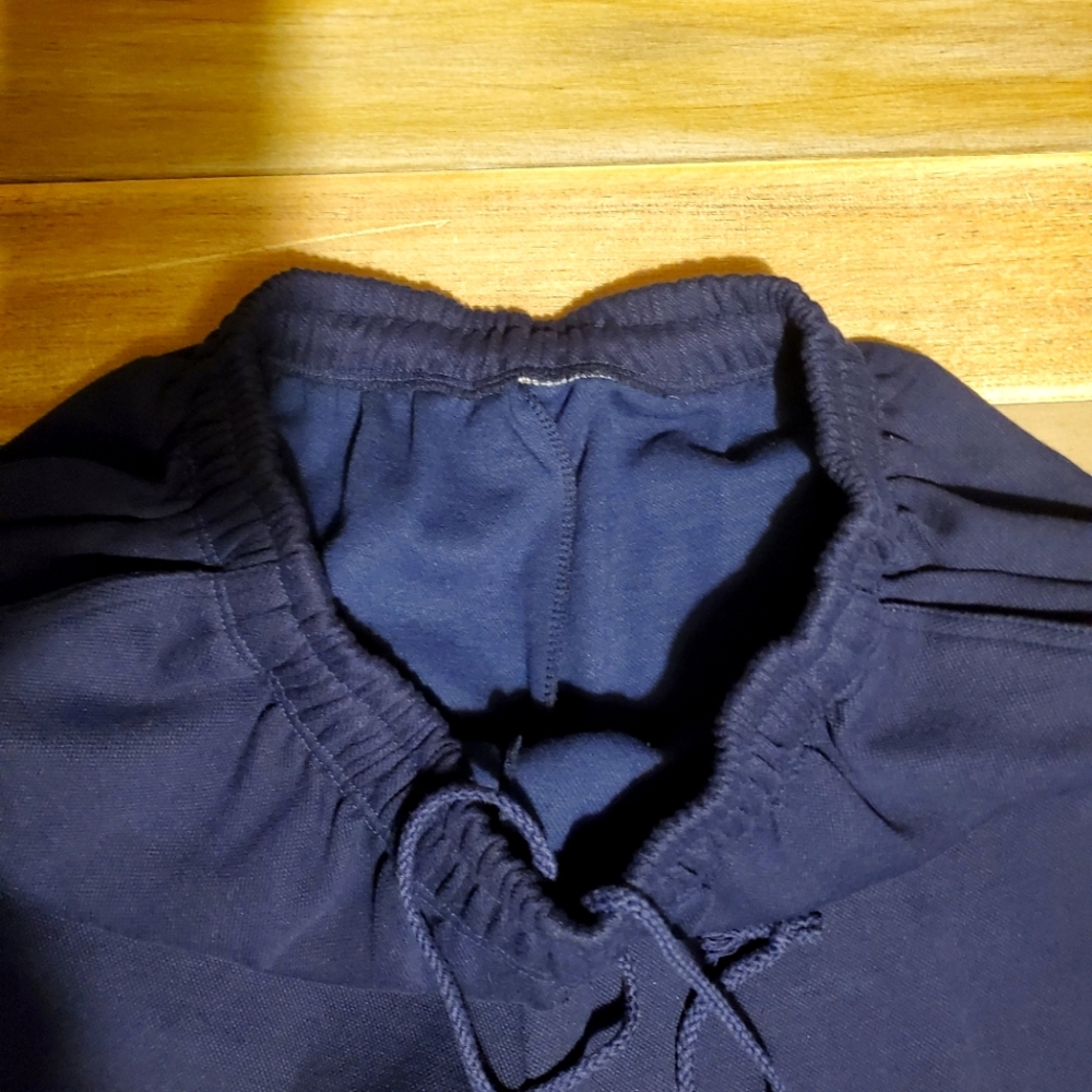 Sweatpants - Picture 4 of 10